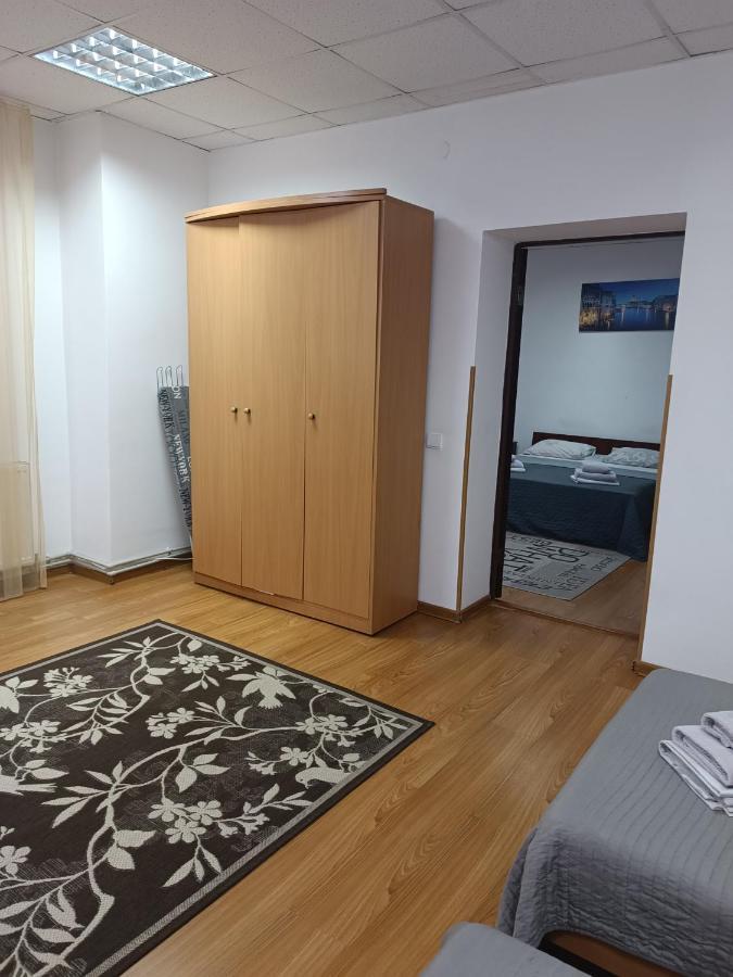Apartments Domovik On Valenberga 3 Μουκάτσεβο Εξωτερικό φωτογραφία